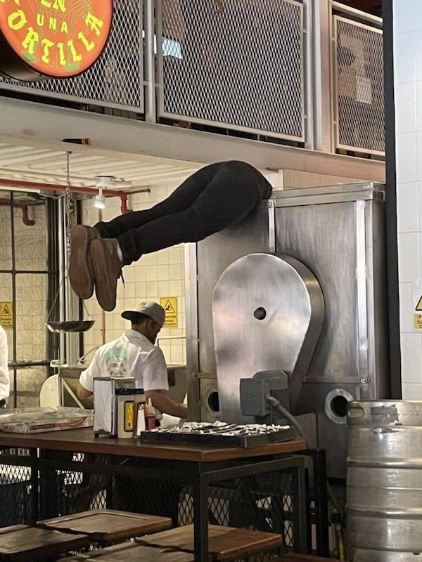 Funny Work Photos And Memes (33 pics)