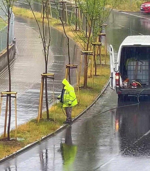 Funny Work Photos And Memes (33 pics)