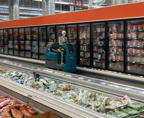Funny Work Photos And Memes (33 pics)