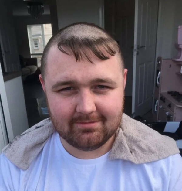 Awful Haircuts (23 pics)
