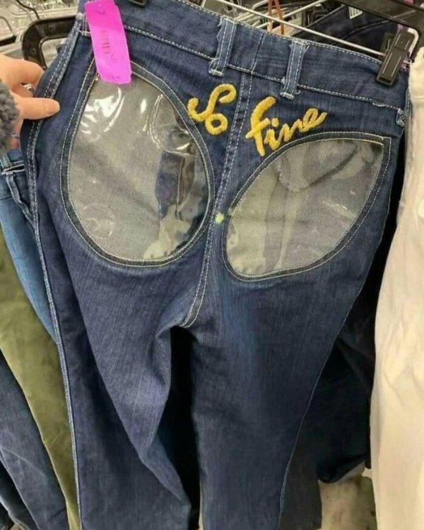What Is Going On Here? (29 pics)