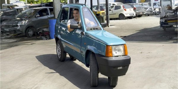 What Is Going On Here? (29 pics)