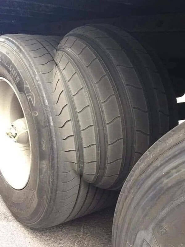 Strange Things And Designs (19 pics)