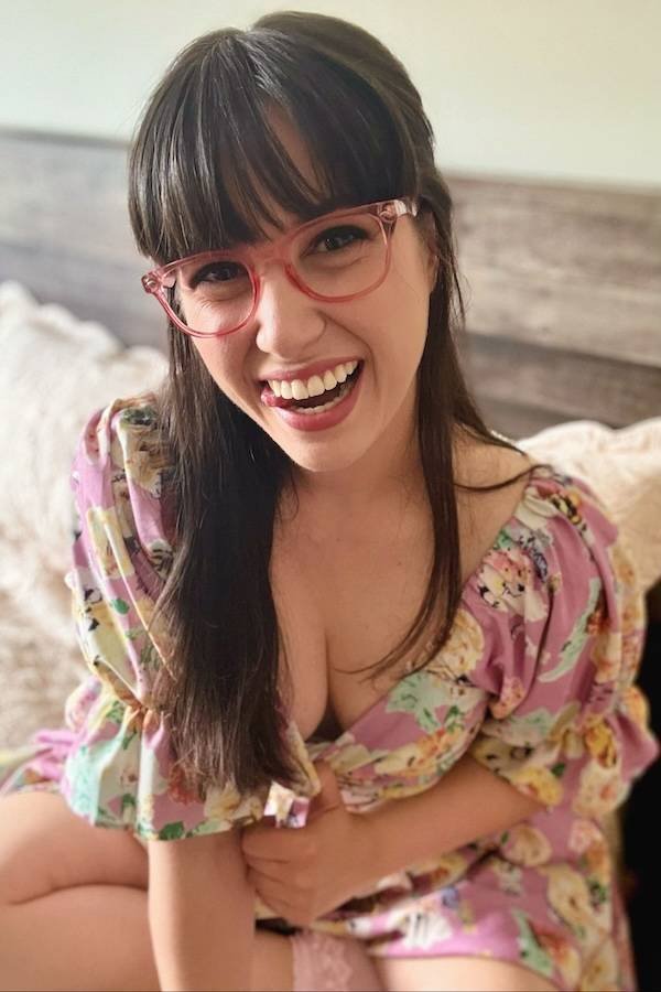 Cute Girls (32 pics)