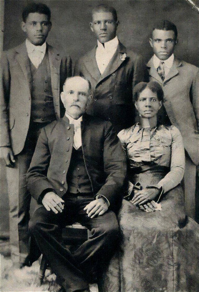 Interesting Historical Photos (22 pics)