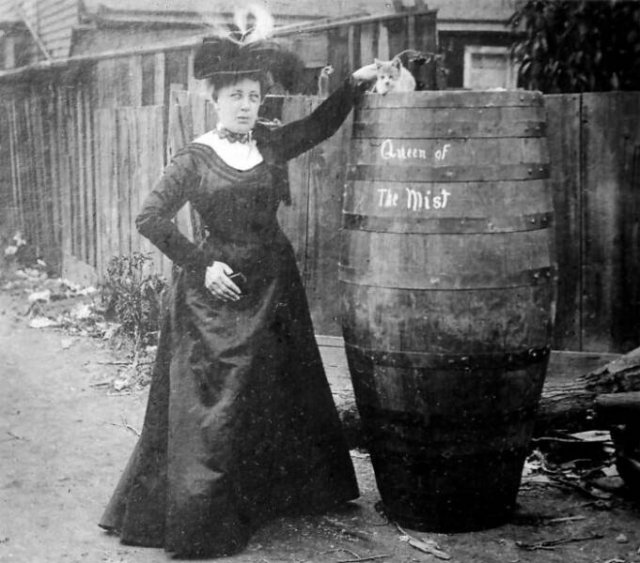 Interesting Historical Photos (22 pics)