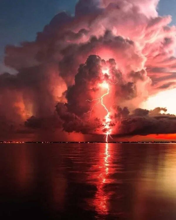 Fascinating Moments (23 pics)
