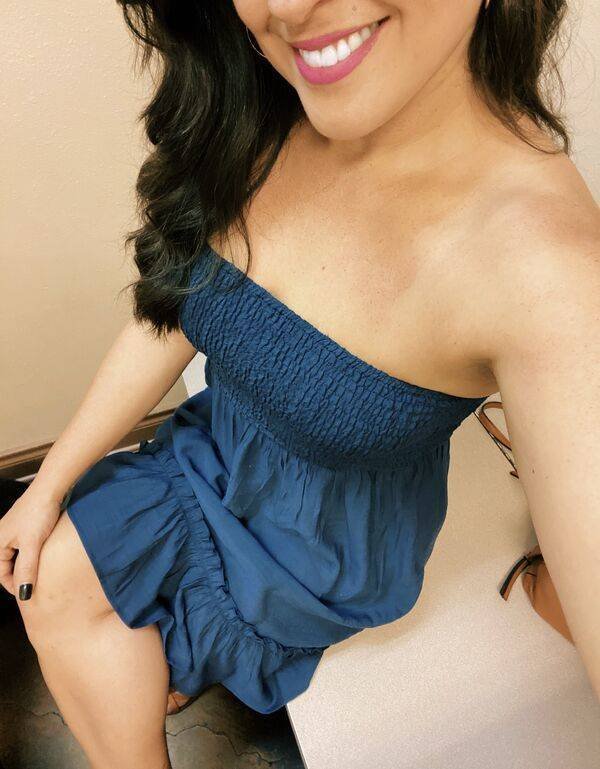 Girls In Sundresses (36 pics)