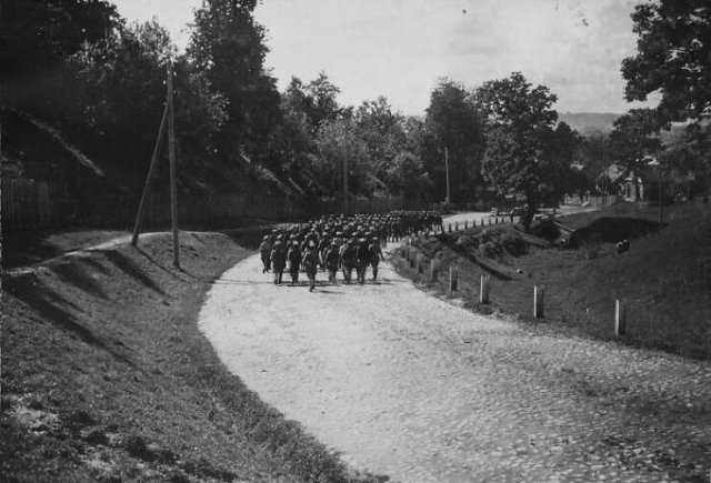 Interesting Photos From The Past (15 pics)