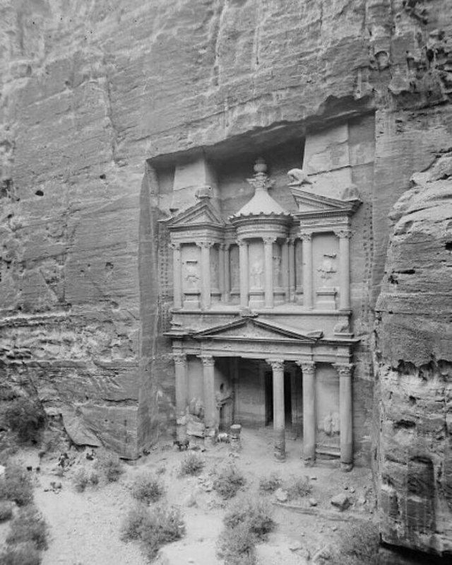 Architecture Of The Past (25 pics)
