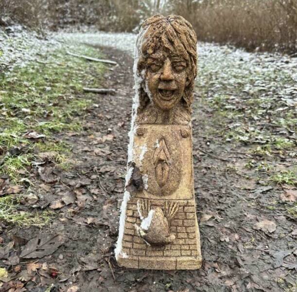 Creepy Finds In The Forest (26 pics)
