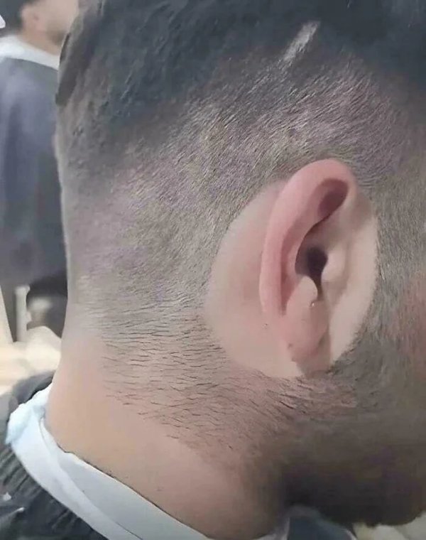 Awful Haircuts (23 pics)