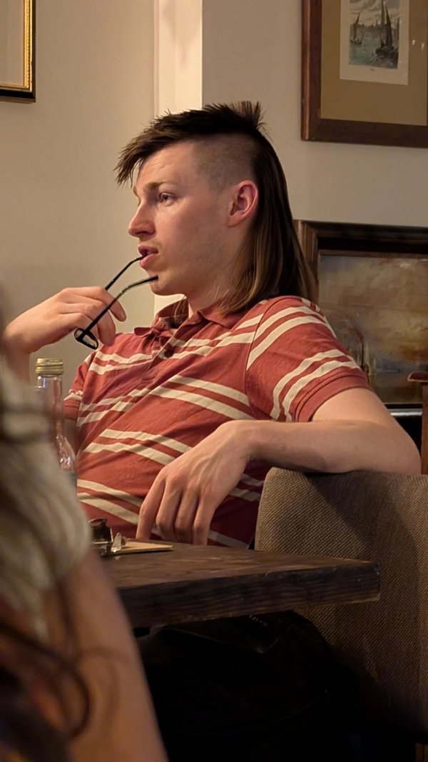 Awful Haircuts (23 pics)