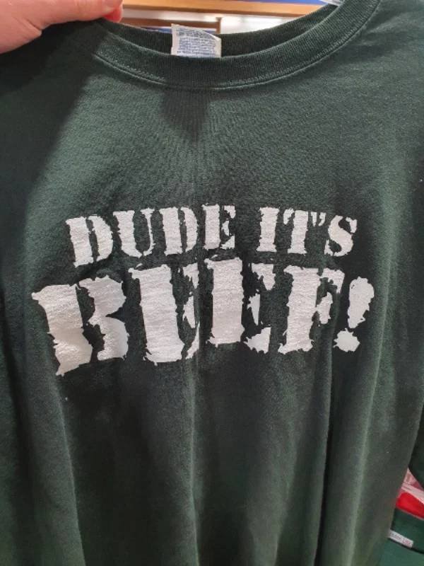 Weird Finds In Thrift Shops (34 pics)