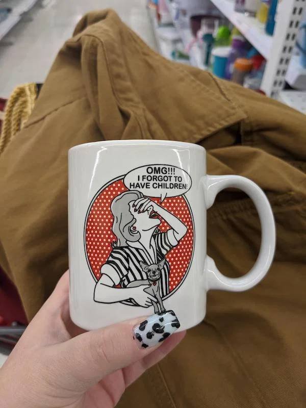 Weird Finds In Thrift Shops (34 pics)