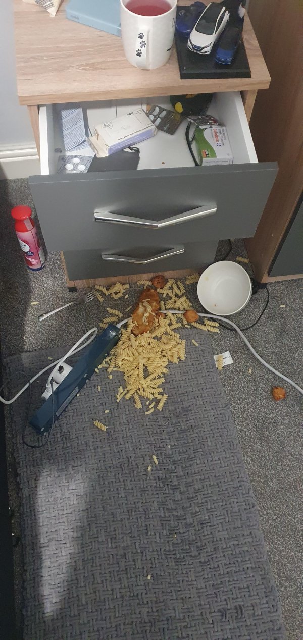 Unfortunate Situations (25 pics)
