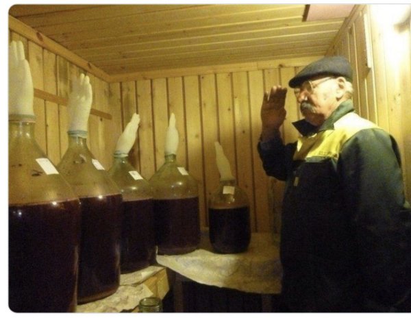 Strange Finds And Situations (24 pics)
