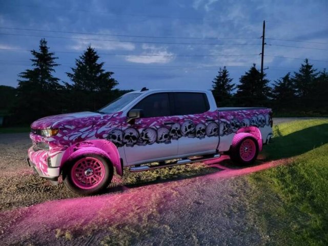 Crazy Cars (24 pics)