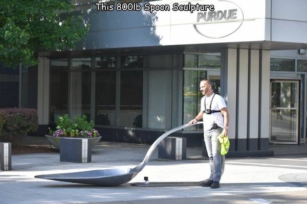 Giant Things (30 pics)