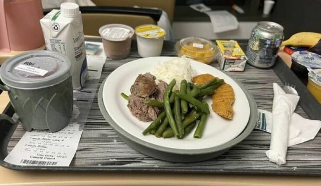Food In Different Hospitals (20 pics)