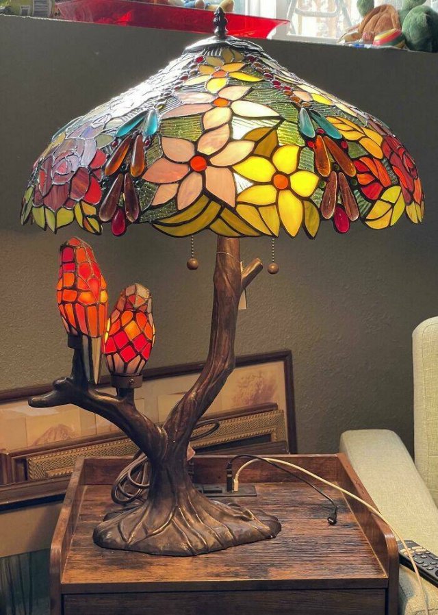 Unusual Finds In Thrift Shops (24 pics)