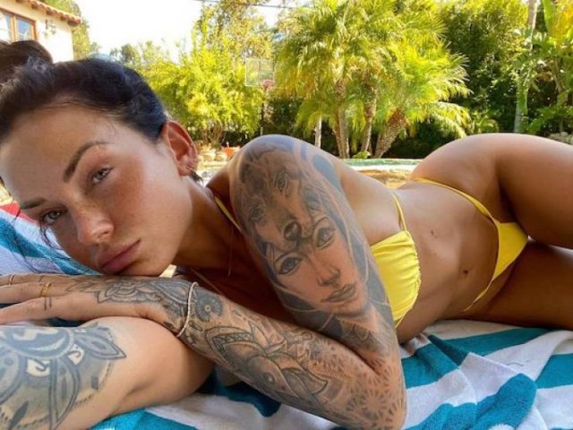 Girls With Freckles (43 pics)