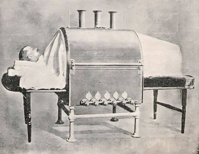 Creepy Old Medical Tools (24 pics)