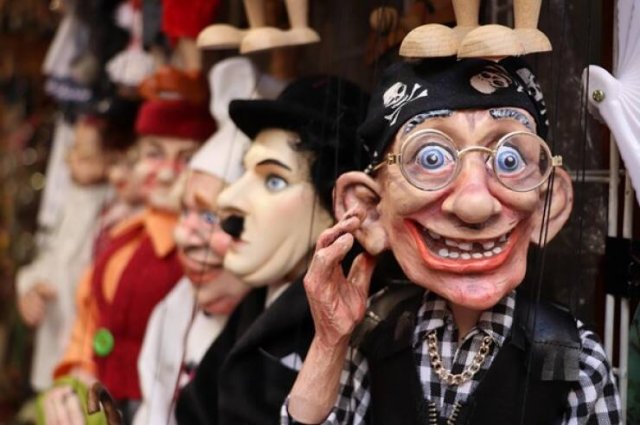 Where Do Popular Phrases Come From? (15 pics)