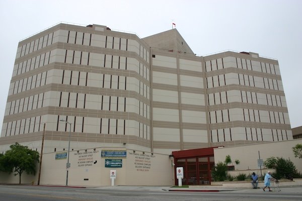 The Most Dangerous Prisons In The United States (10 pics)