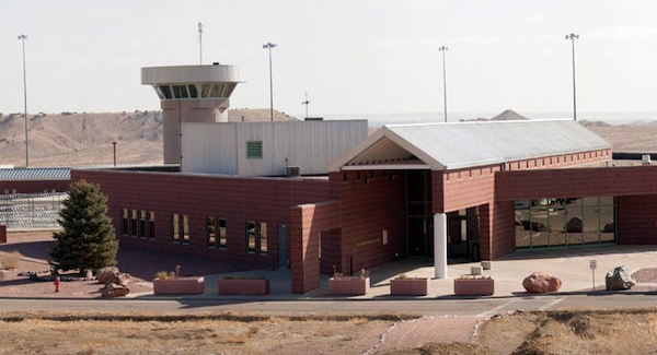 The Most Dangerous Prisons In The United States (10 pics)