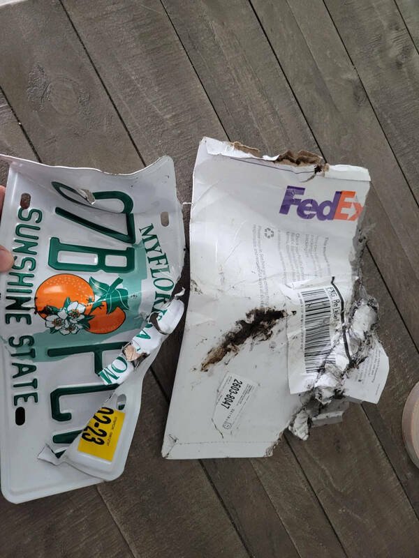 Failed Delivery (16 pics)