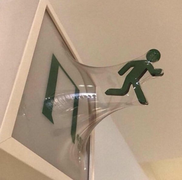 What Is Going On Here? (24 pics)