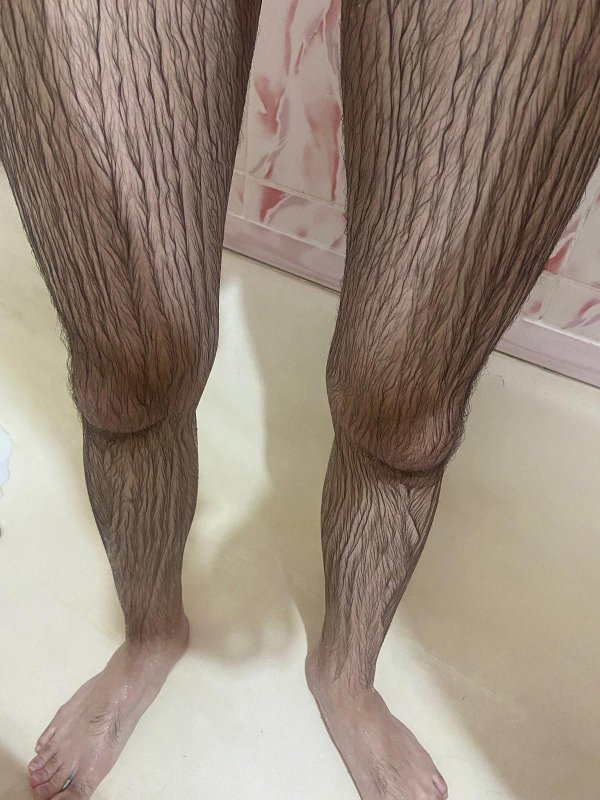 What Is Going On Here? (24 pics)