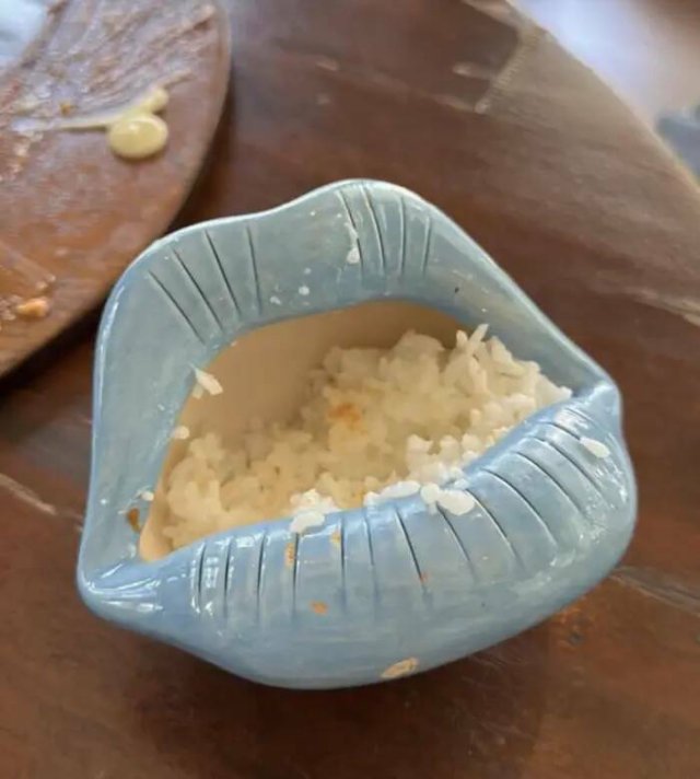 Strange Food Serving (15 pics)