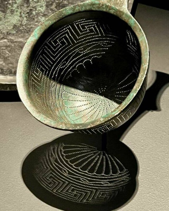 Amazing Artifacts From The Past (23 pics)