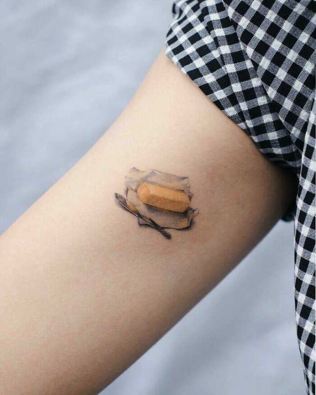Realistic Tattoos (21 pics)