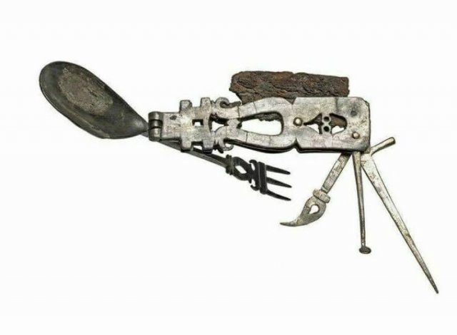 Amazing Artifacts From The Past (23 pics)