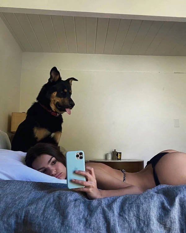 Cute Girls (27 pics)