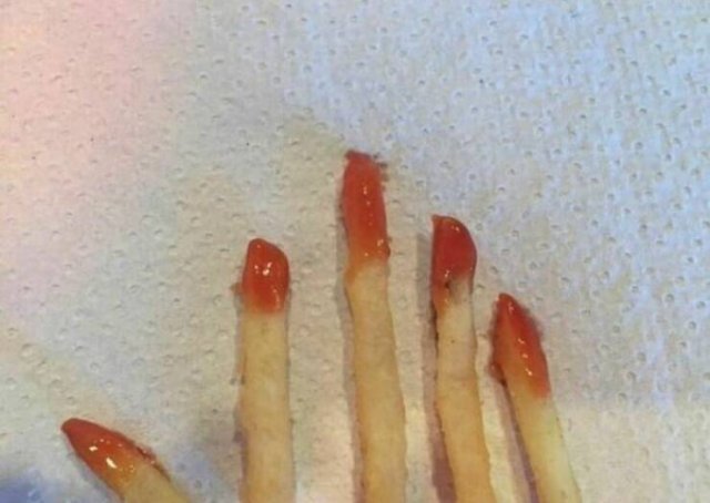 What Is Going On Here? (25 pics)