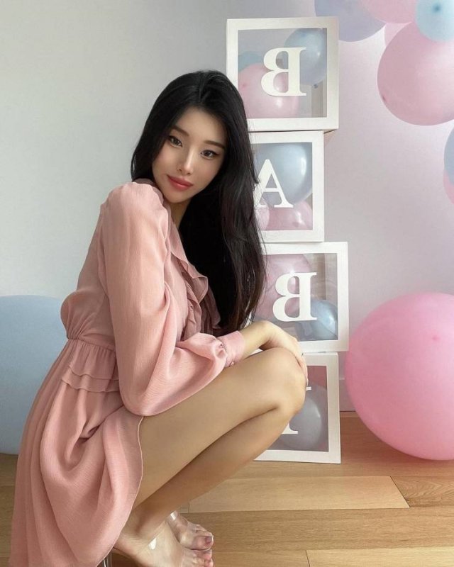 Asian Girls (57 pics)