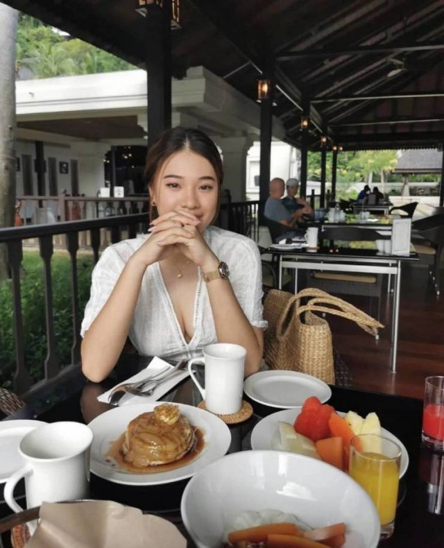 Asian Girls (57 pics)