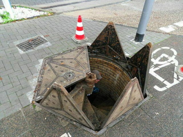 Unusual Finds In Different Countries (25 pics)