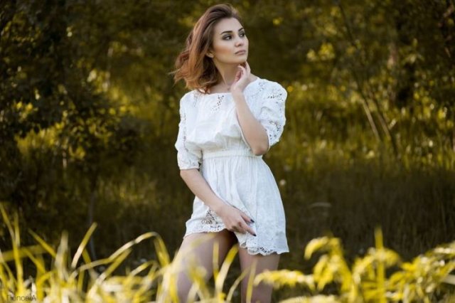 Girls In Sundresses (51 pics)