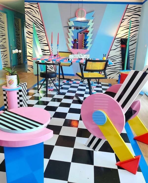 Weird Interior Design (24 pics)
