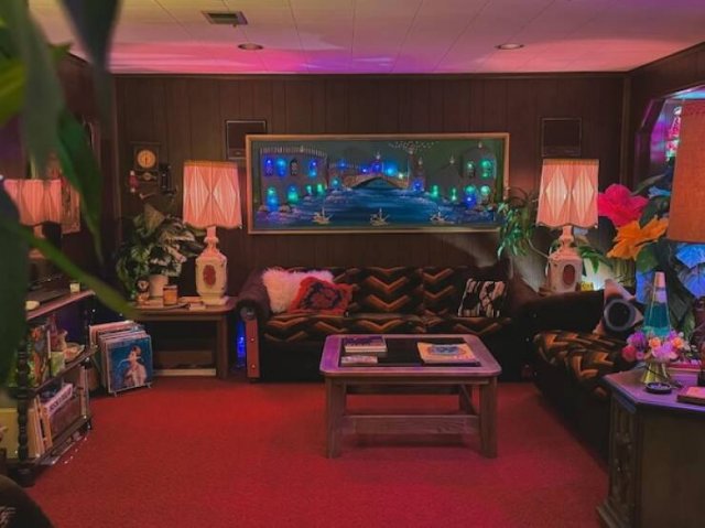 Weird Interior Design (24 pics)