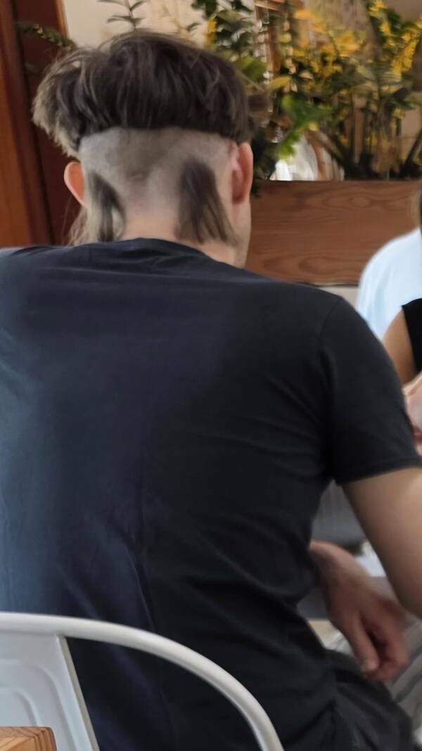 Failed Haircuts (23 pics)