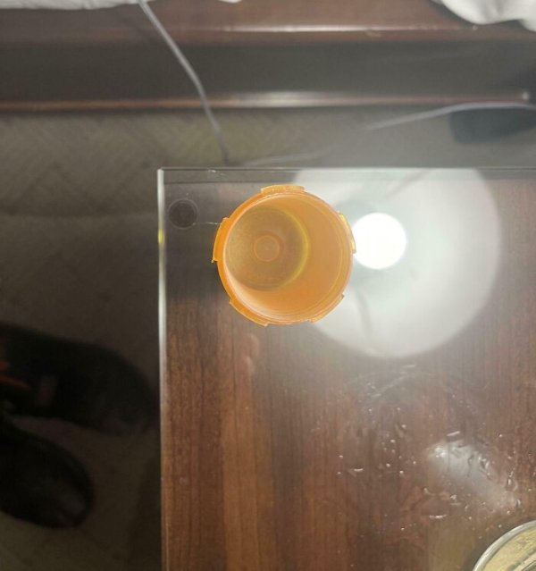 Weird Finds In Hotels (28 pics)