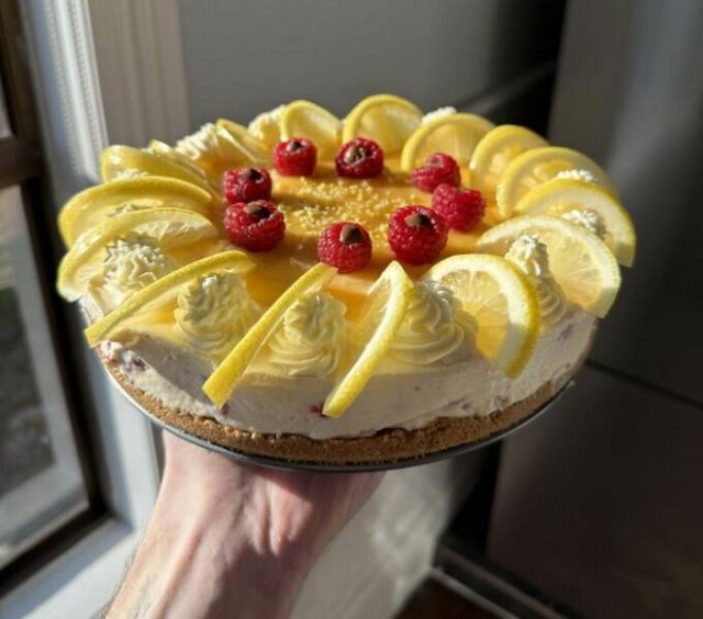 Really Cool Cakes (25 pics)