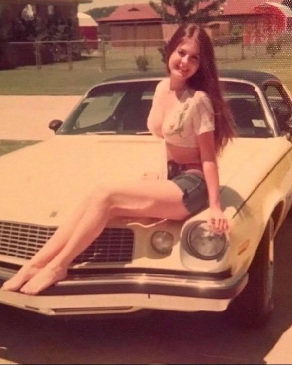 People Share Their Cool Photos From The Past (27 pics)