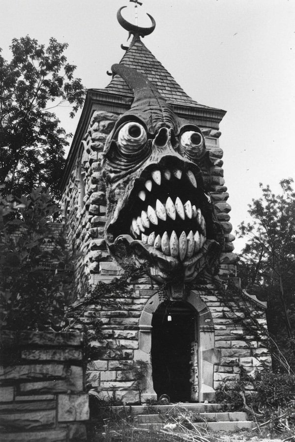 Creepy Photos (29 pics)